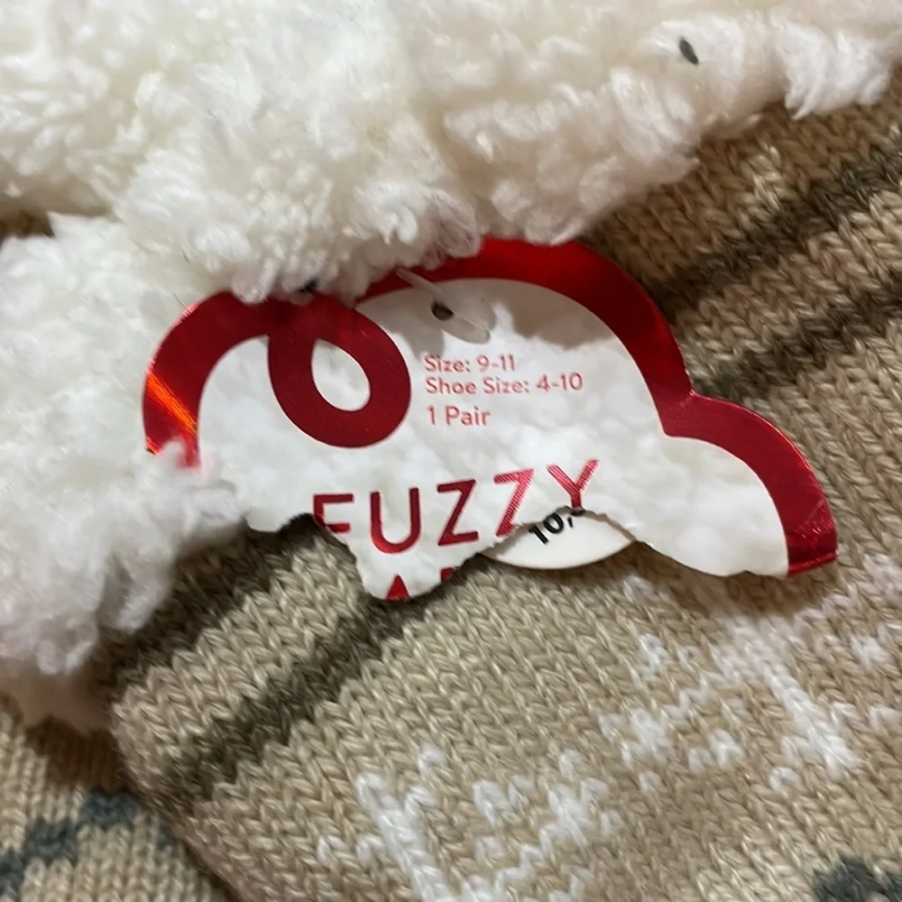 NWT reindeer deer 🦌 fuzzy socks